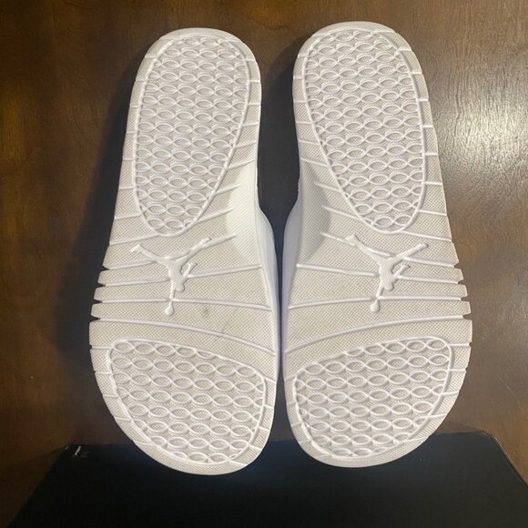 Men's 12 (US) Jordan Hydro XI Retro Slides - Picture 4 of 4